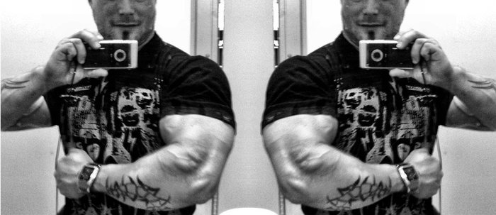 mirror-biceps.jpg