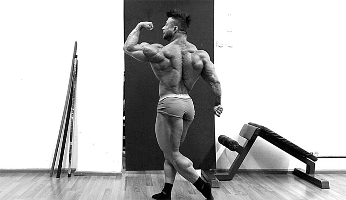 posing video pic2